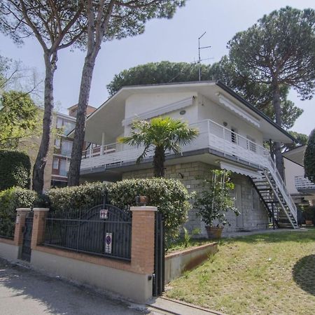 Appartamenti Federica ميلانو ماريتيما المظهر الخارجي الصورة